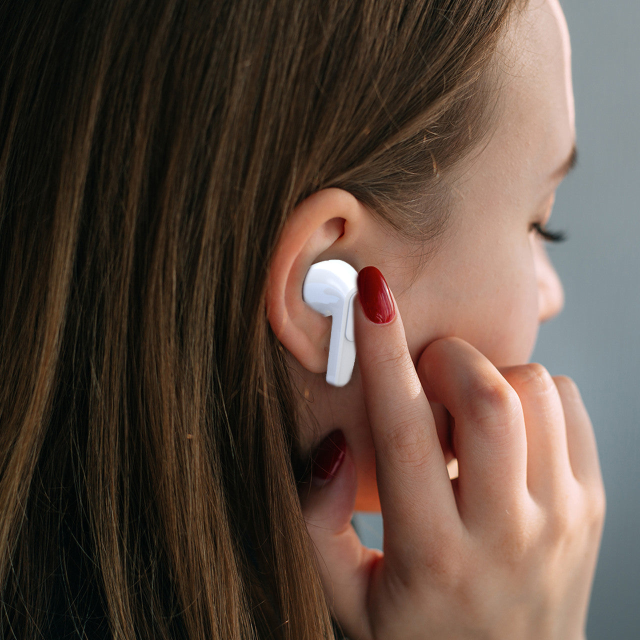 Laser TWS Earbuds with LED Display - White 4
