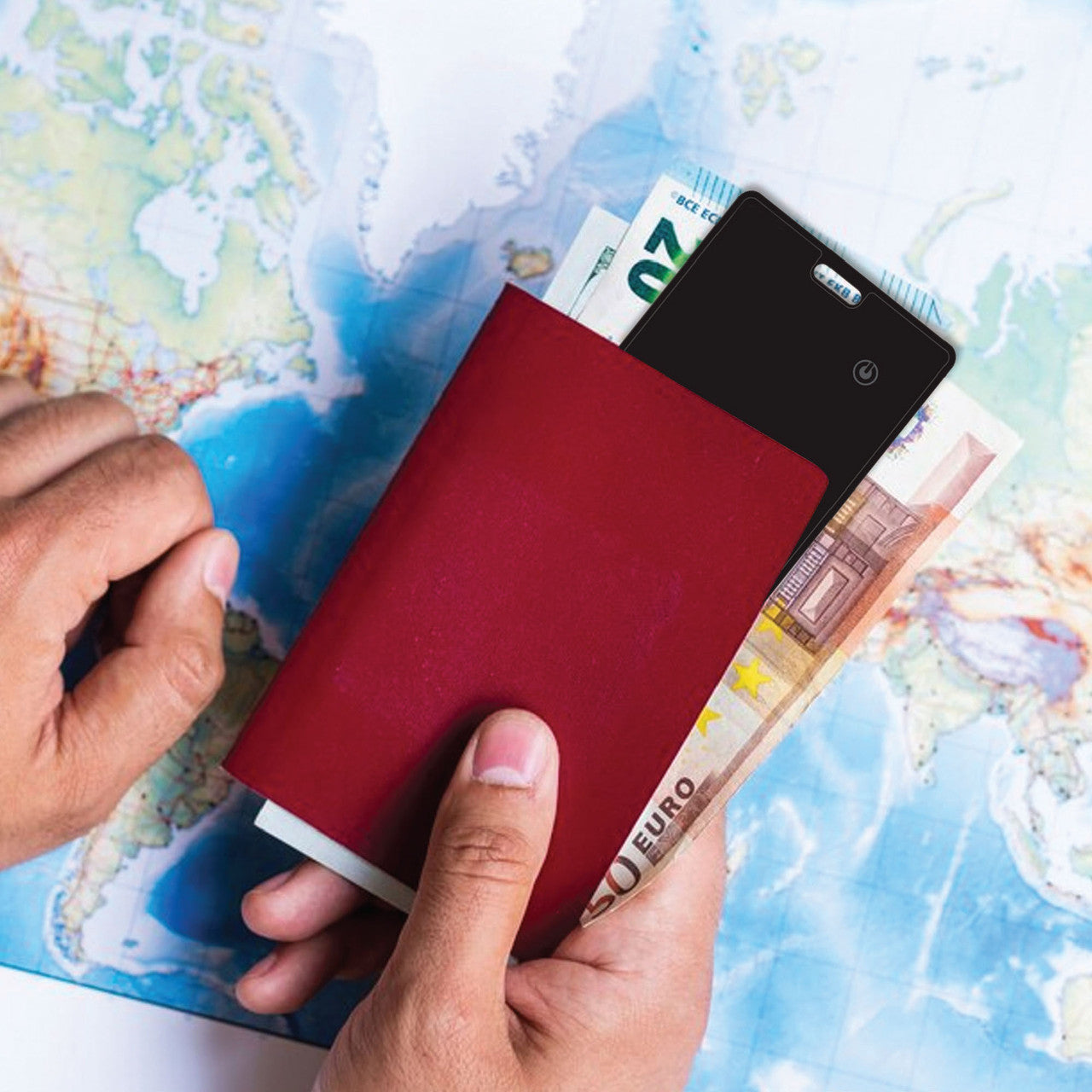 Laser Smart Card with Apple Find My & Wireless Charging 3