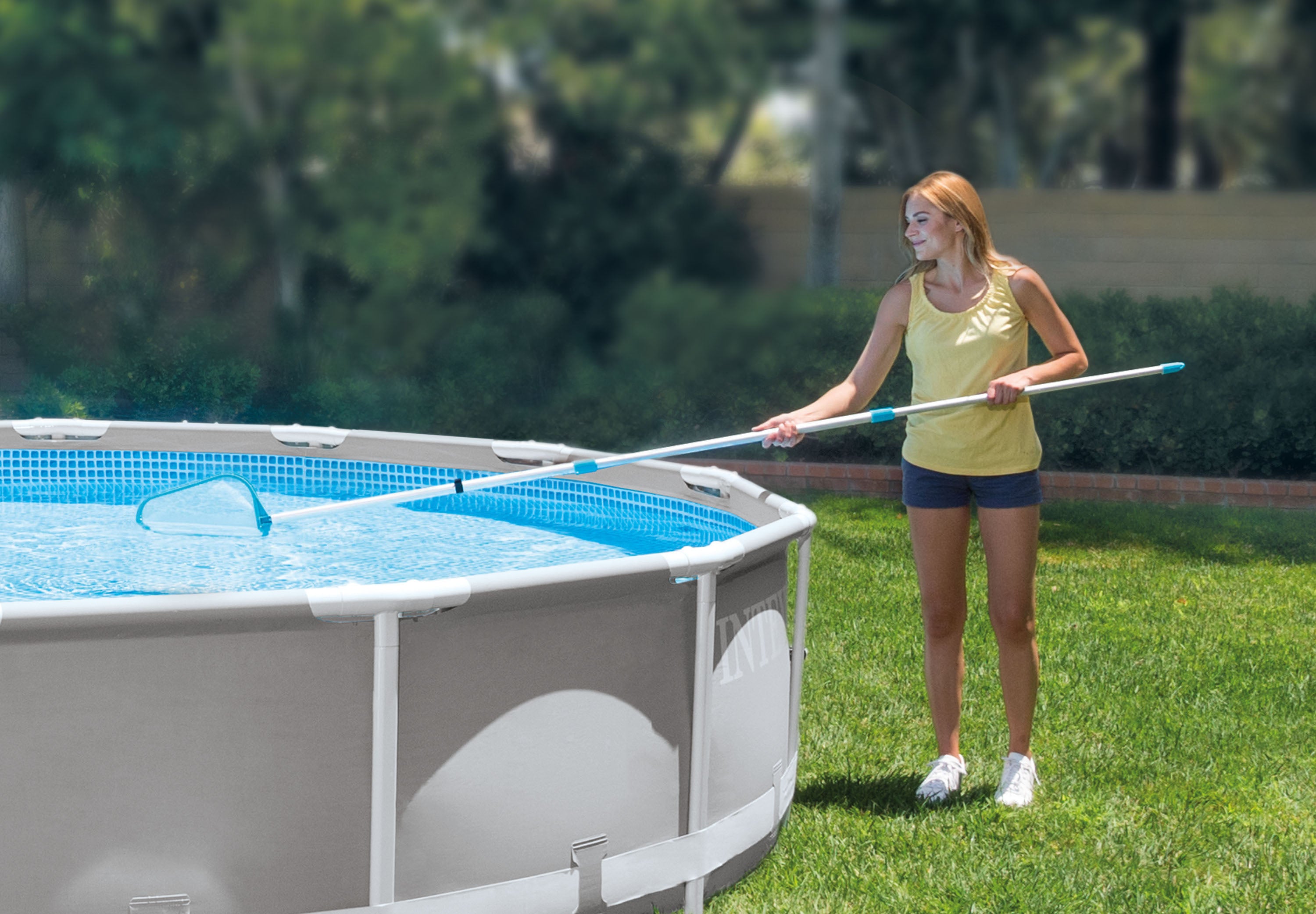 Intex Pool Cleaning Leaf Skimmer - 29050 4