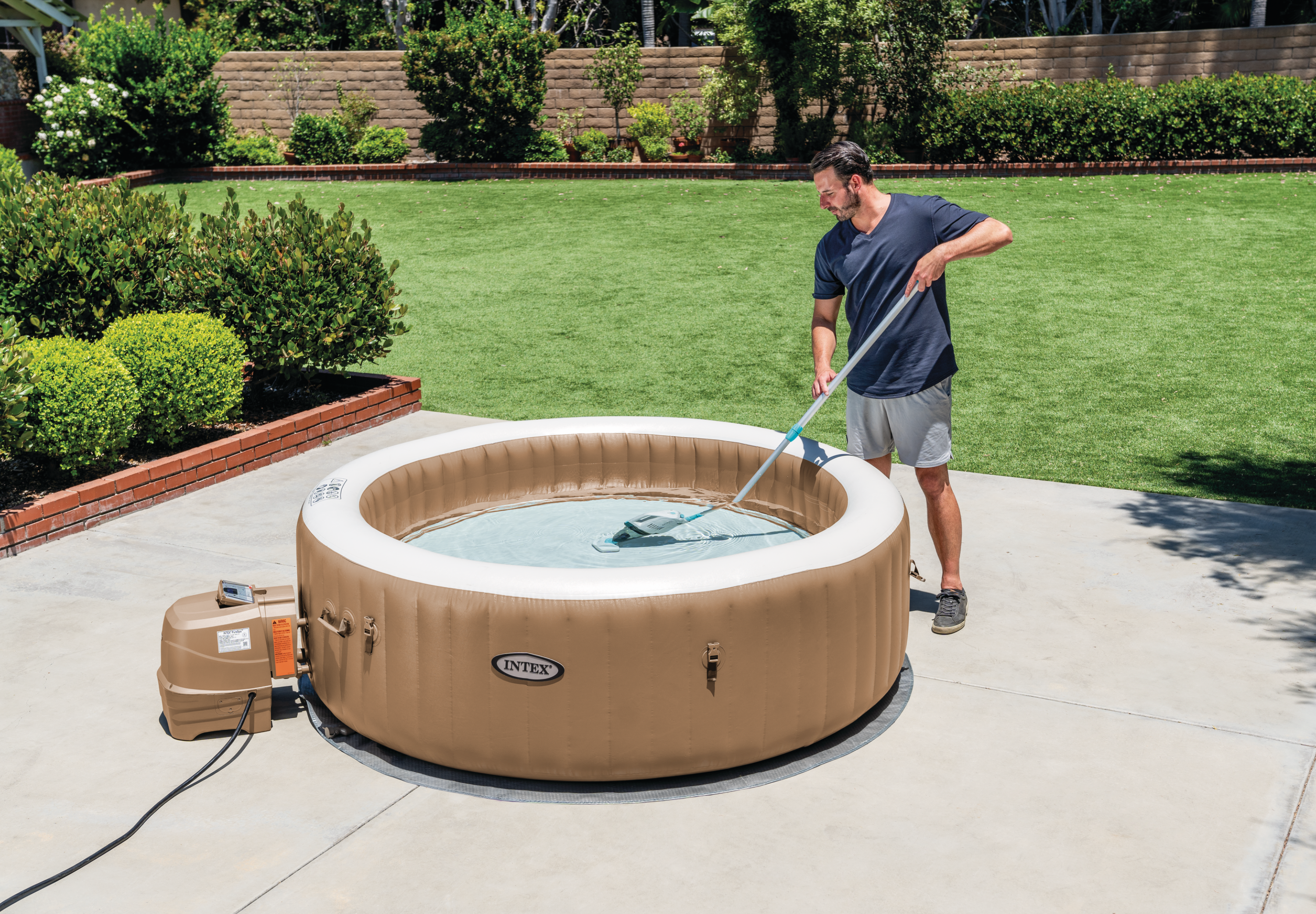 Intex Pool Vacuum Rechargeable Handheld 28626 9