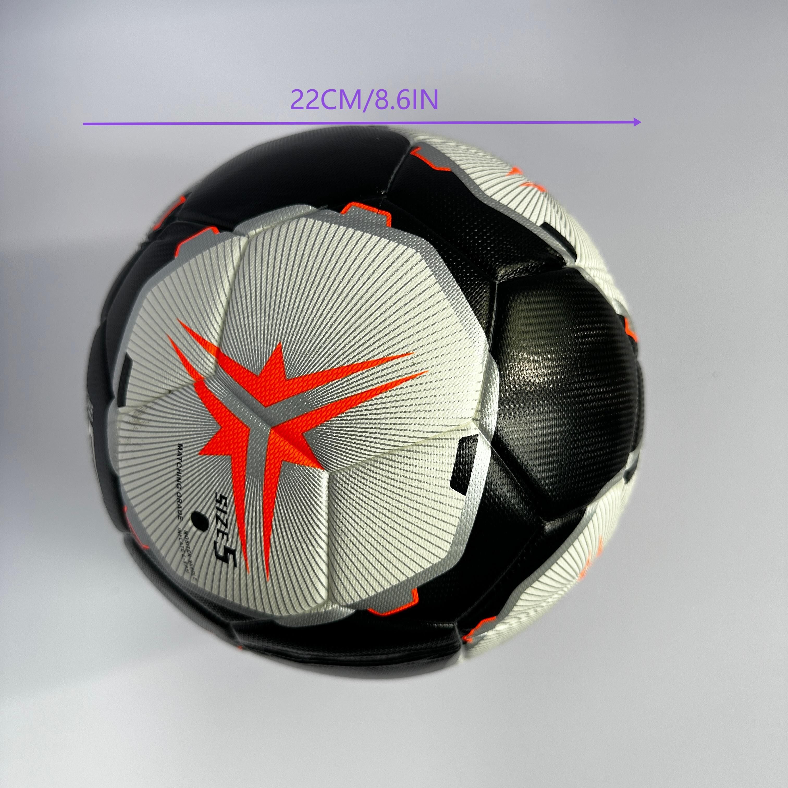 A new year's gift for my son, which is made of wear-resistant and non-slip PU material, is Christmas Boxing Day soccer 3