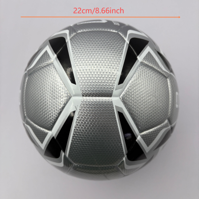 A mirror football with black and white color matching, professional anti-slip 3
