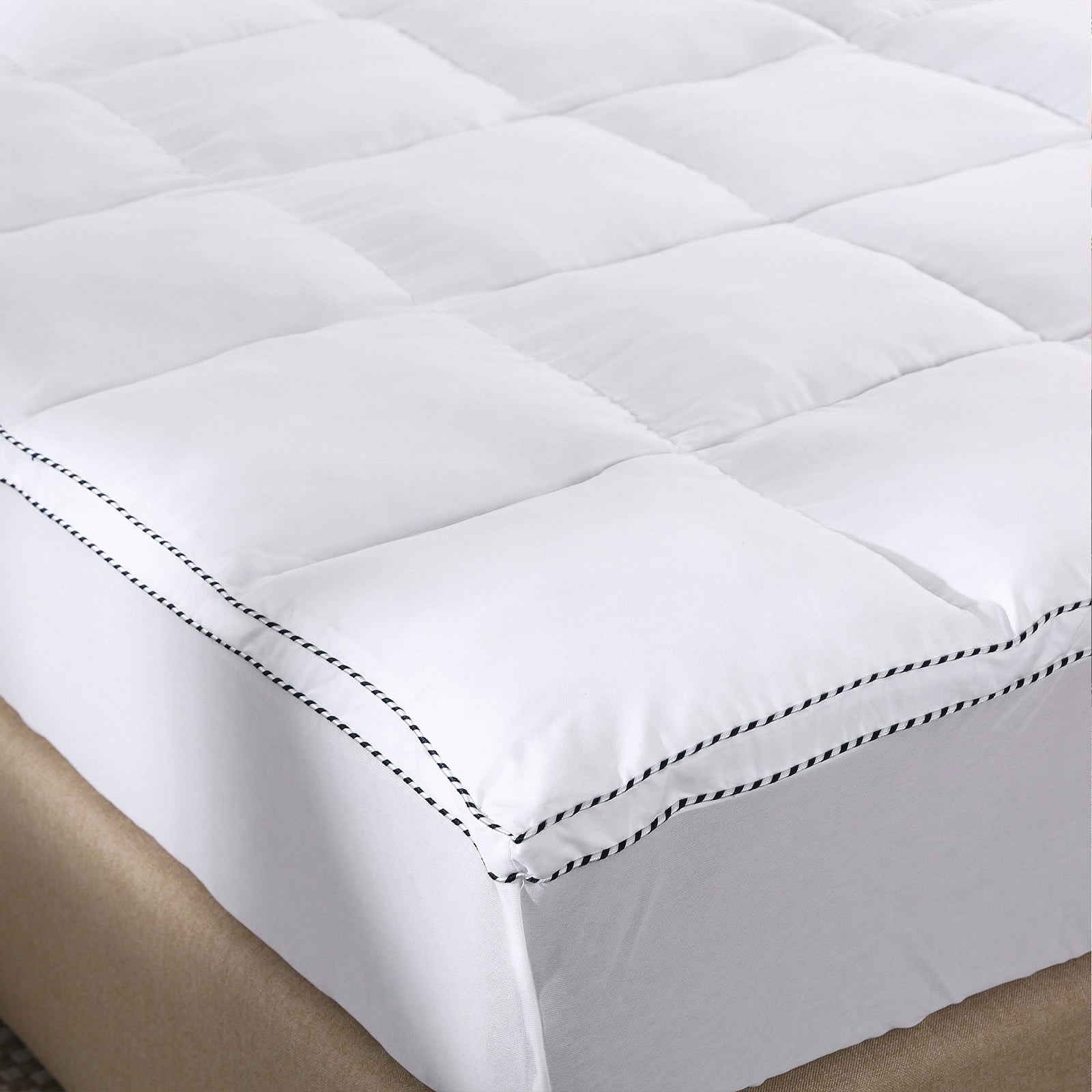 Royal Comfort 1000GSM Luxury Bamboo Fabric Gusset Mattress Pad Topper Cover - King - White 3
