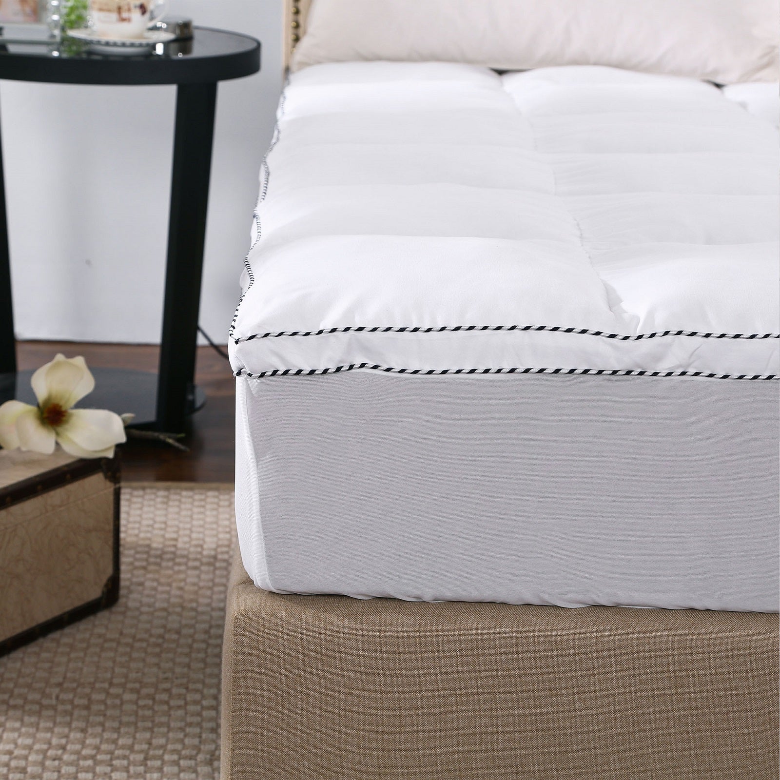 Royal Comfort 1000GSM Luxury Bamboo Fabric Gusset Mattress Pad Topper Cover - King - White 4