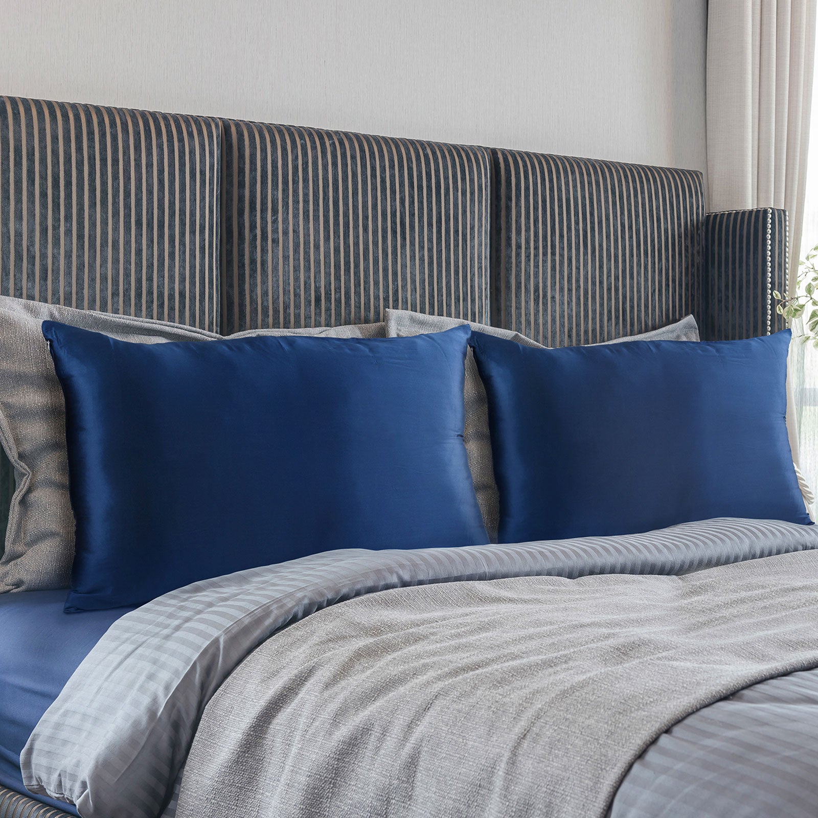 Royal Comfort Pure Silk Pillow Case 100% Mulberry Silk Hypoallergenic Pillowcase - Navy 5