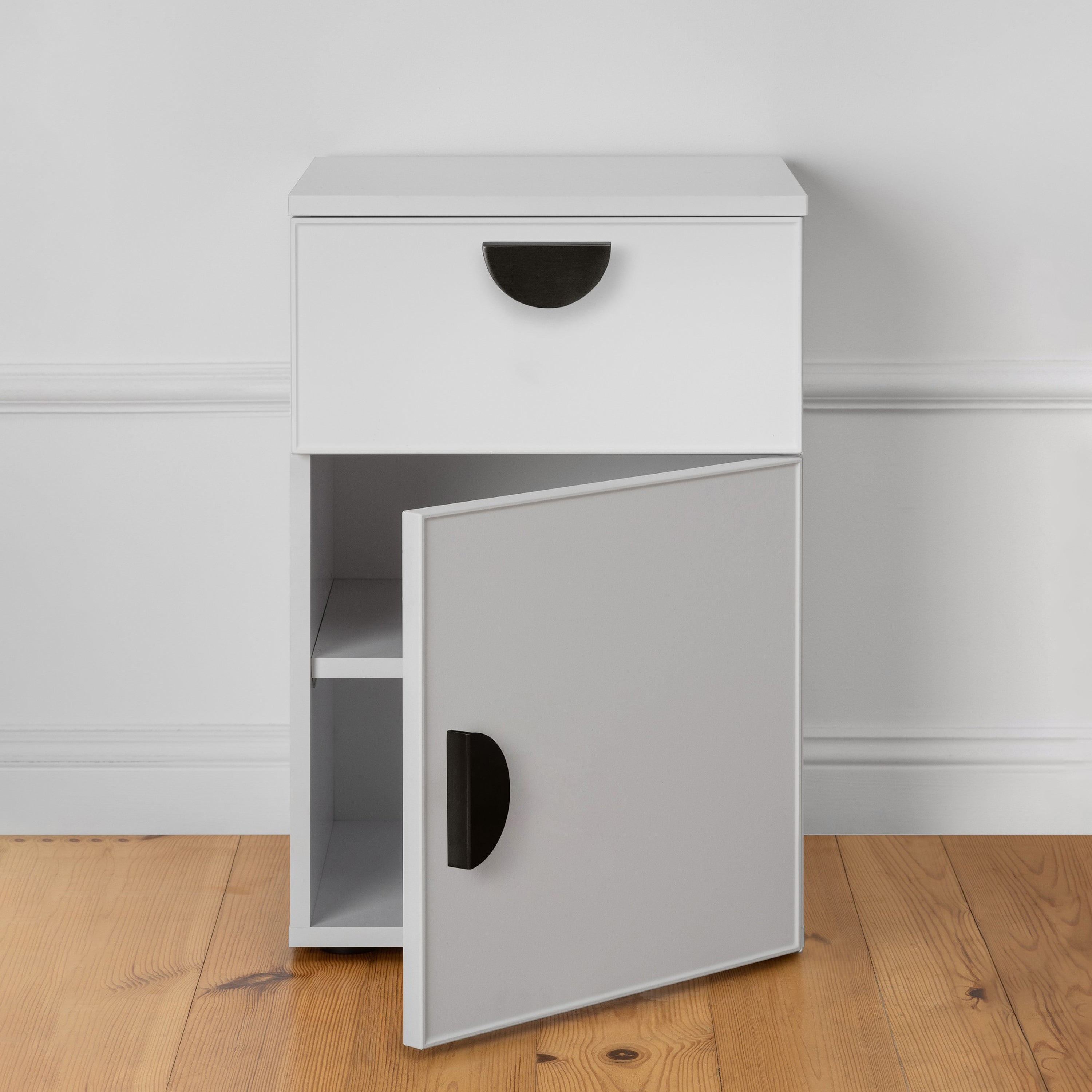 PORTO BEDSIDE TABLE - WHITE - SLIM - HALF MOON BLACK 3