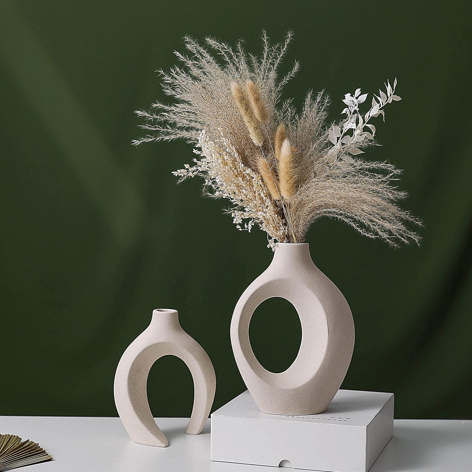 Ceramic Set of 2 Creative White Vases for Home Decor 7