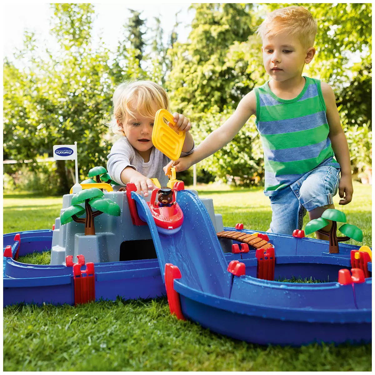 Mountain lake playset 4