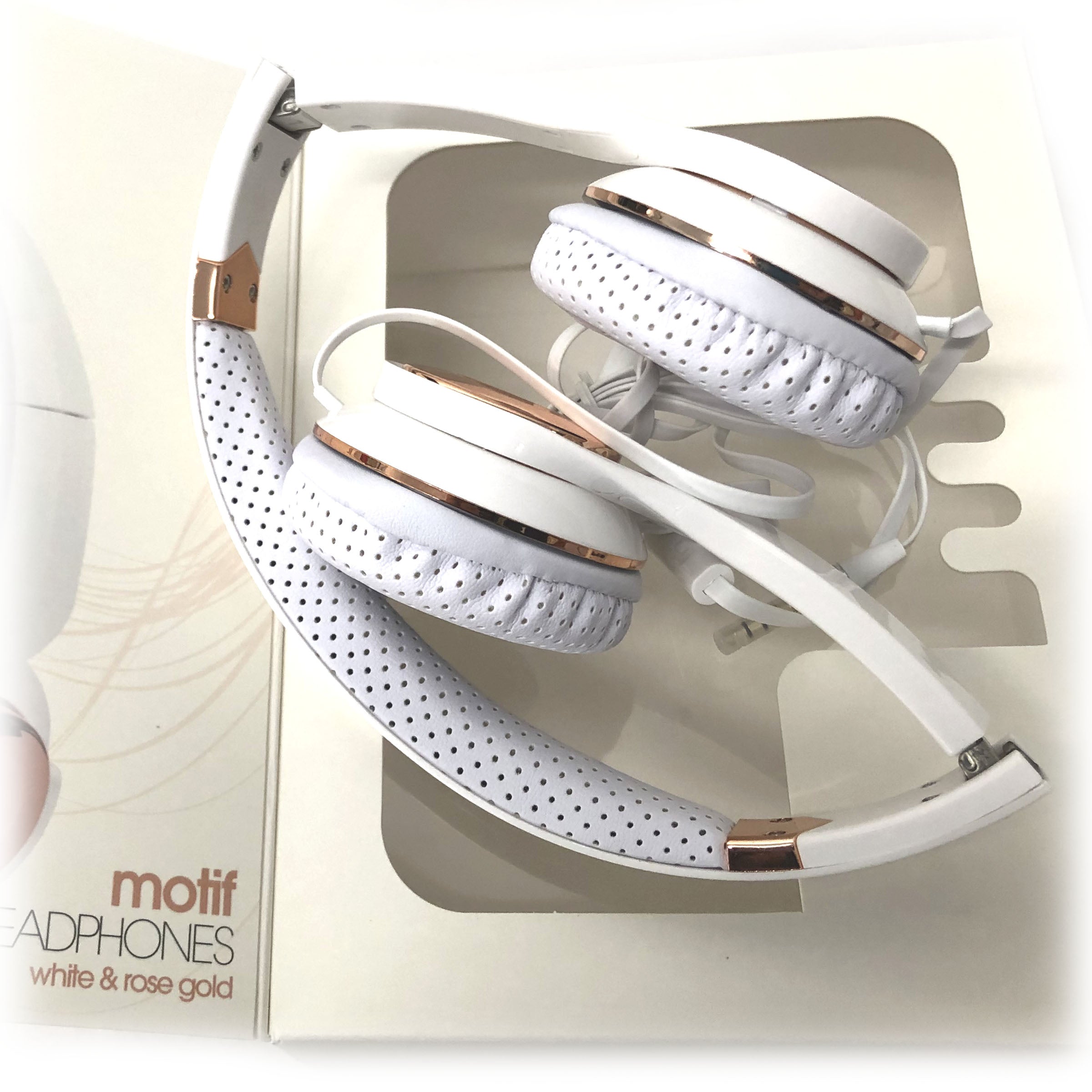 White Rose Gold Holysmoke Motif On Ear Foldable Headphones 4
