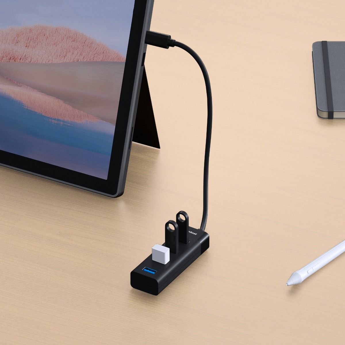 mbeat 4-Port USB-C Hub with USB-C DC Port 3