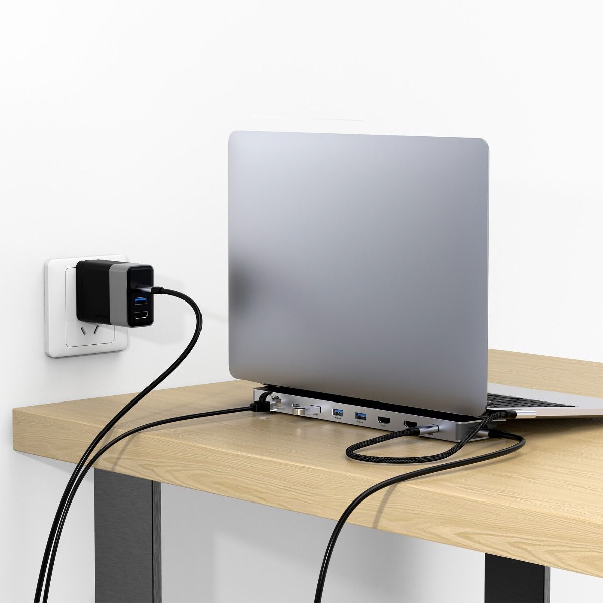 mbeat D12 Multi-Port Dual HDMI 4K USB-C Dock 4
