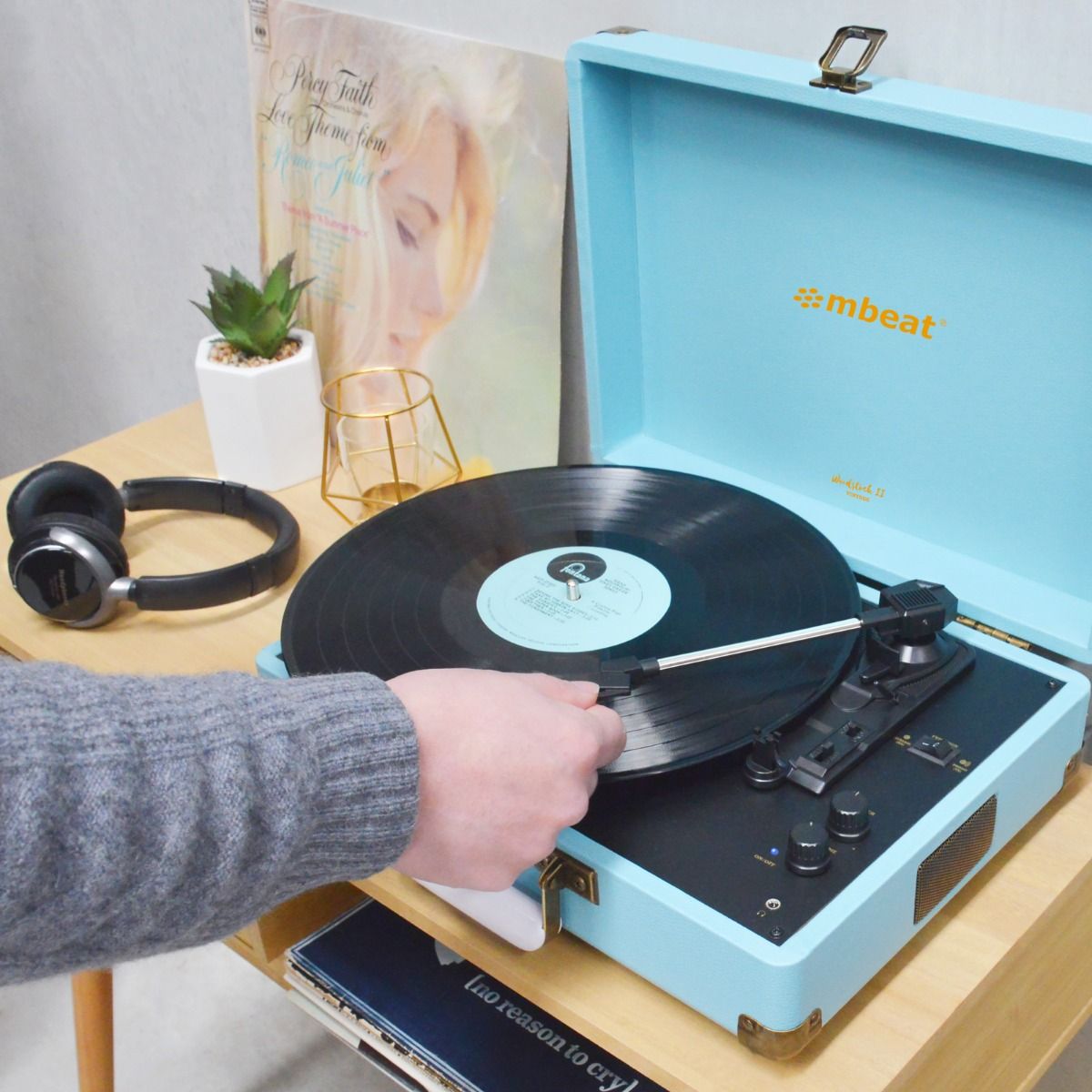 mbeat Woodstock II Sky Blue Retro Bluetooth (TX/RX) Turntable 6