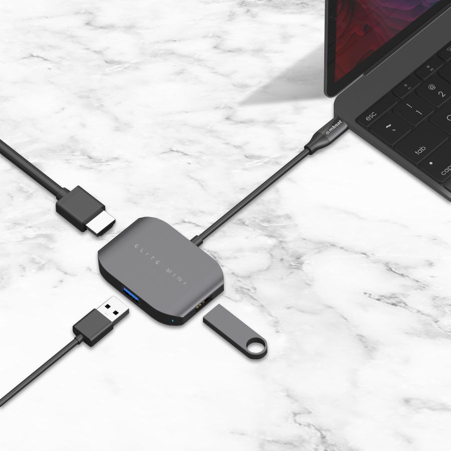 USB-C Multi-port Adapter (HDMI + USB 3.0 + USB 2.0)- Space Grey, Aluminium Design 6