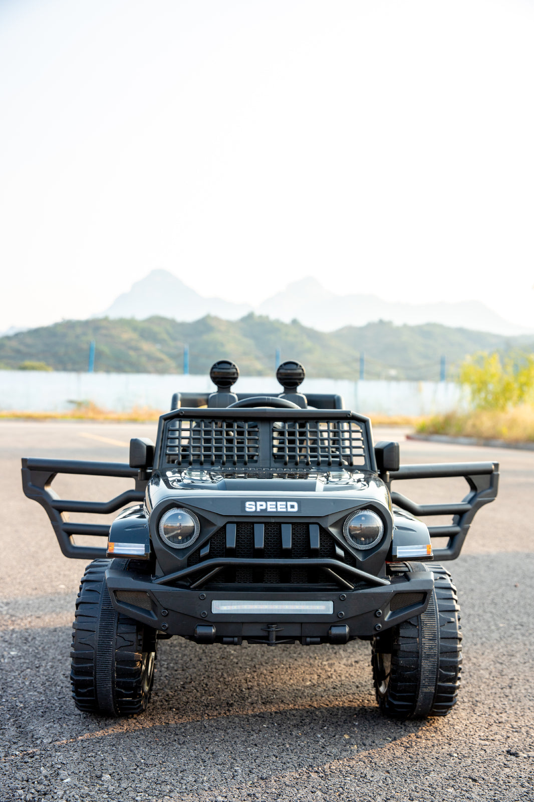Jeep Inspired Remote Controlled Ride-on Electric Car (Black) 7