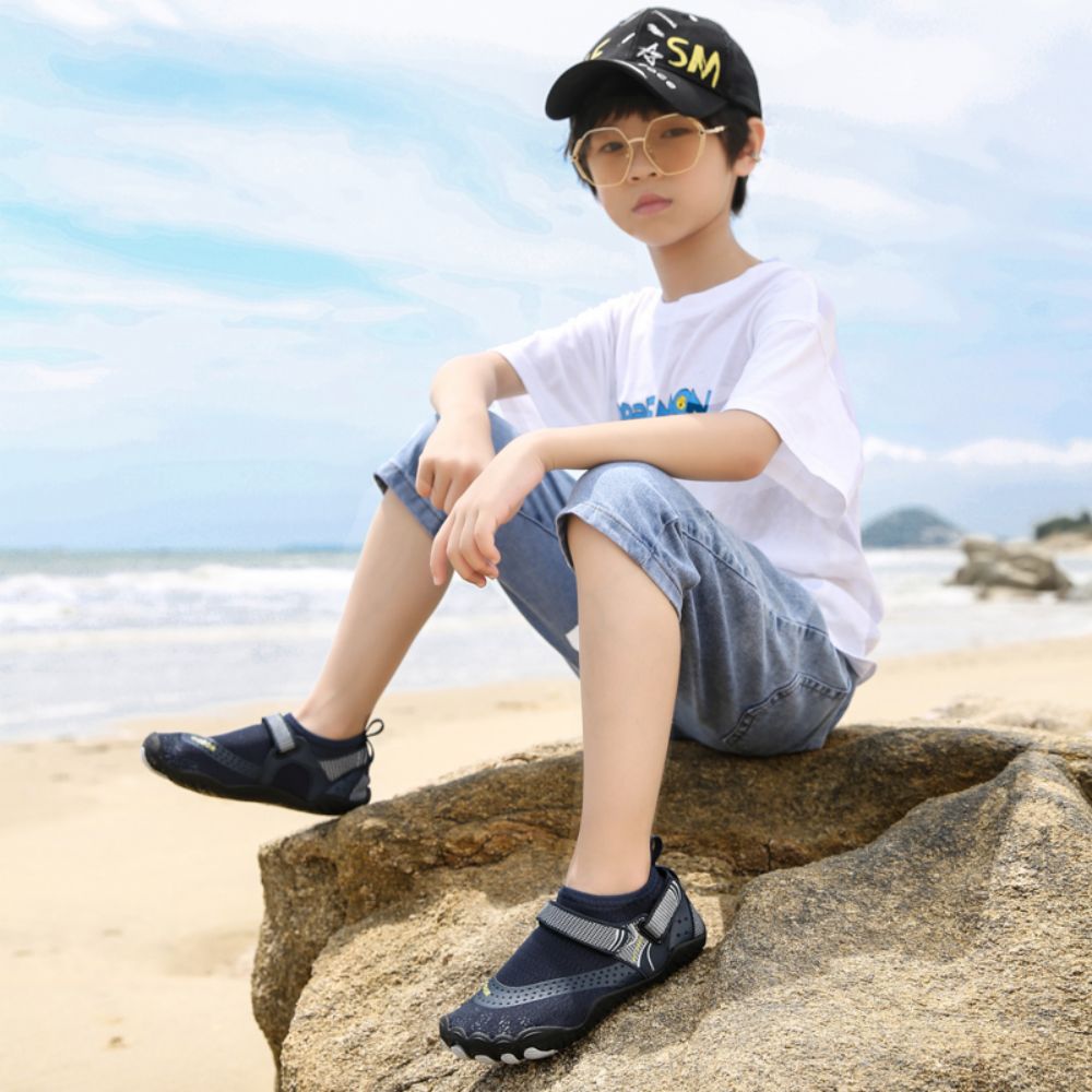 Kids Water Shoes Barefoot Quick Dry Aqua Sports Shoes Boys Girls - Blue Size Bigkid US3 = EU34 7
