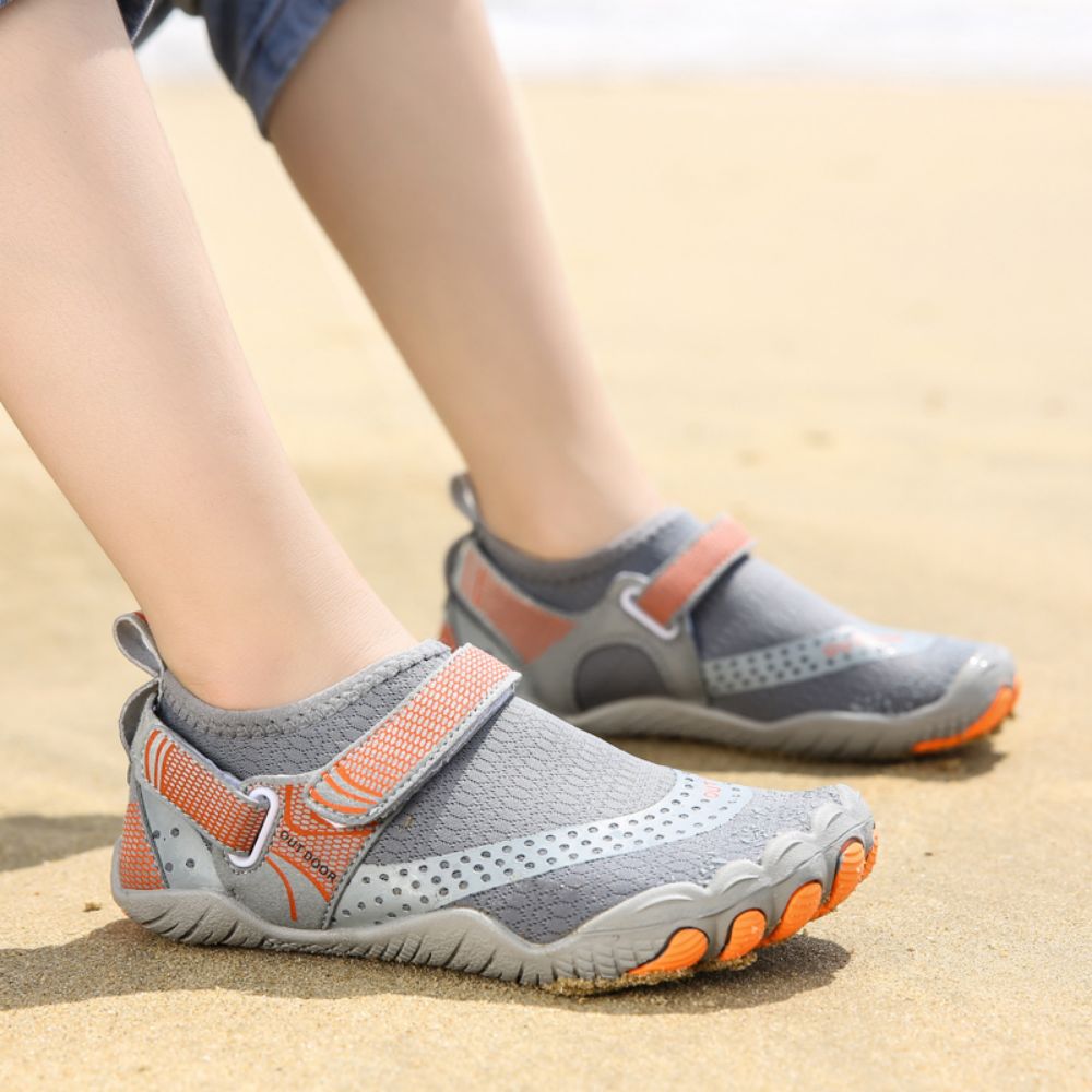 Kids Water Shoes Barefoot Quick Dry Aqua Sports Shoes Boys Girls - Grey Size Bigkid US3 = EU34 7