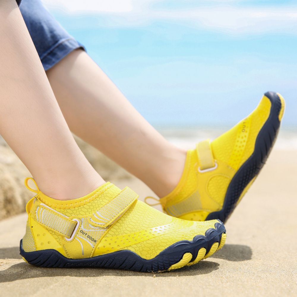 Kids Water Shoes Barefoot Quick Dry Aqua Sports Shoes Boys Girls - Yellow Size Bigkid US4 = EU36 7