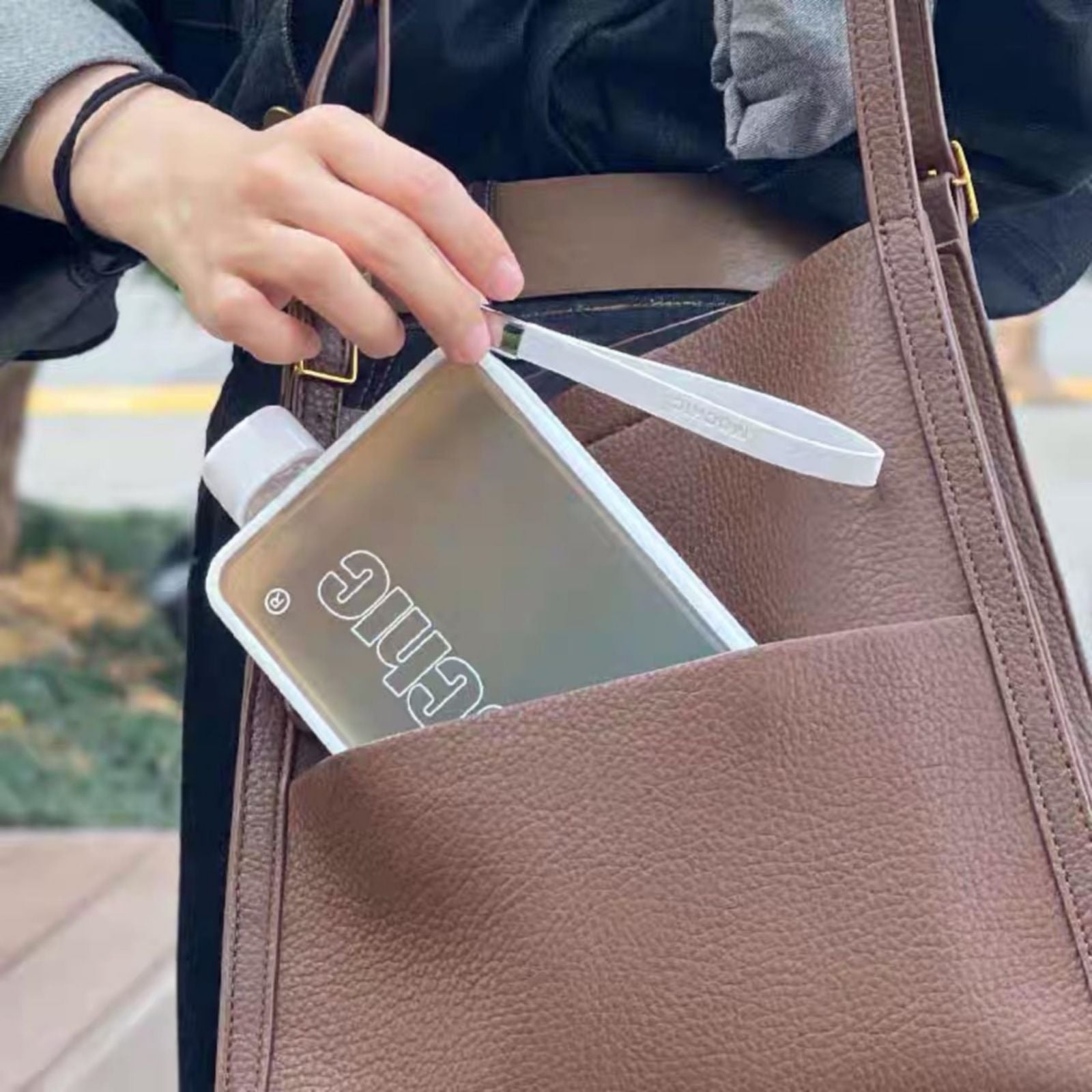 A5 Flat Water Bottle for Warm Drink ( White ) 4