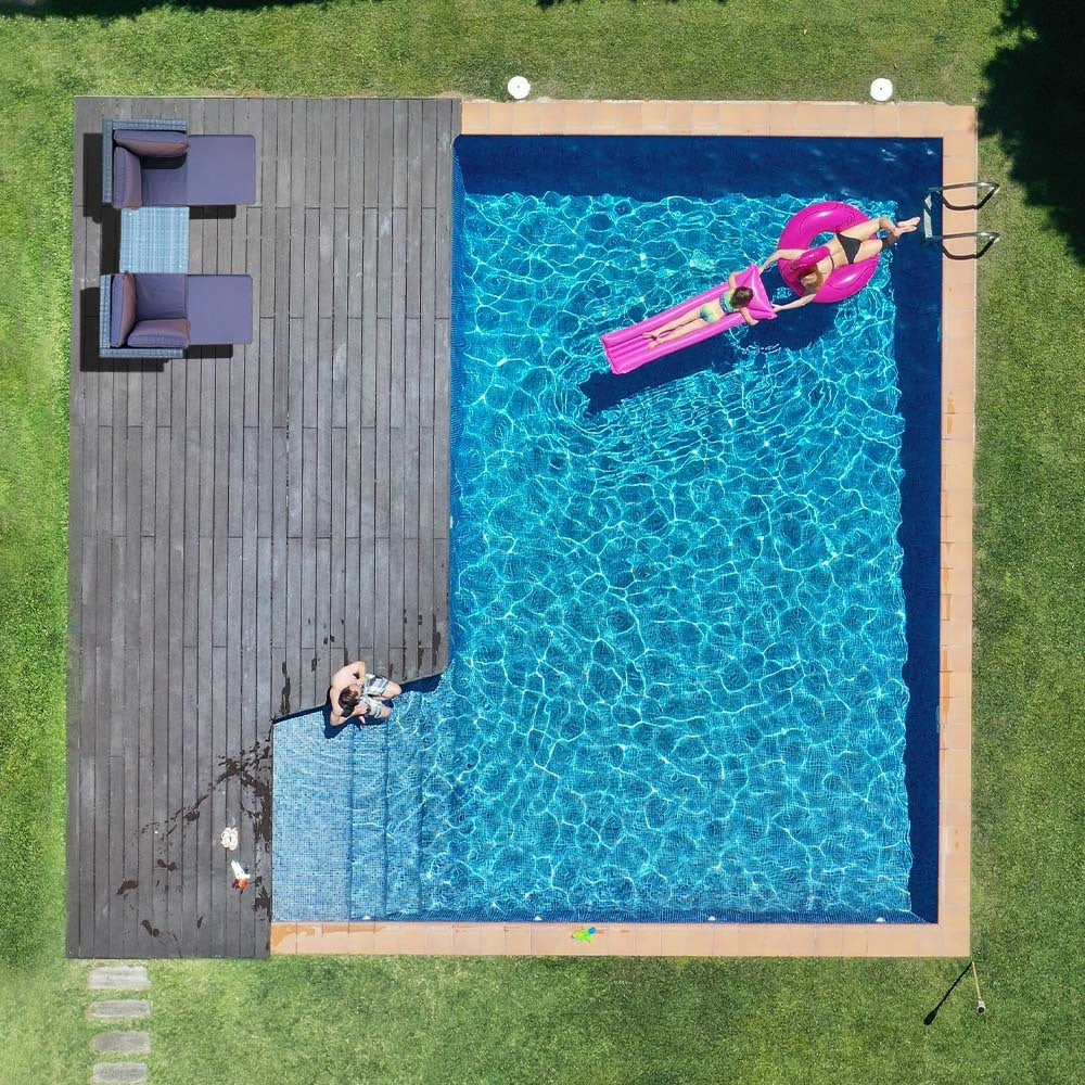 LONDON RATTAN 4 Seater Modular Outdoor Lounge Setting with Coffee Table, Ottomans, Grey 6