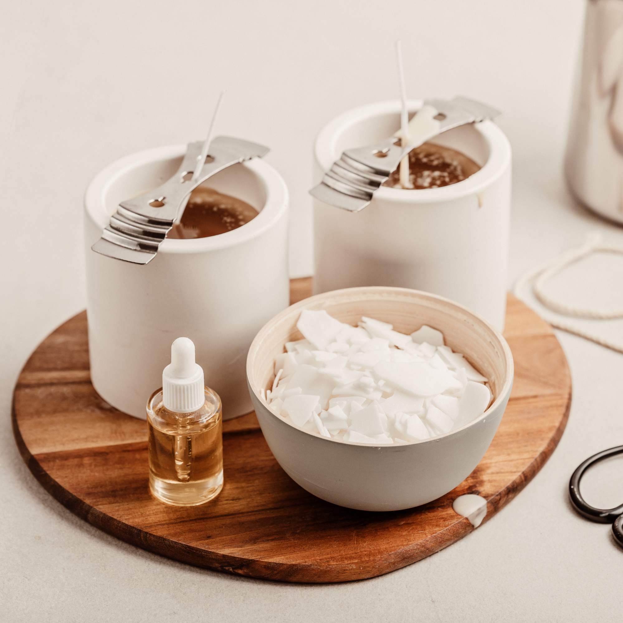 Candle Making Kit - Wax Melting Heater + Soy Wax Flakes + Wicks 4