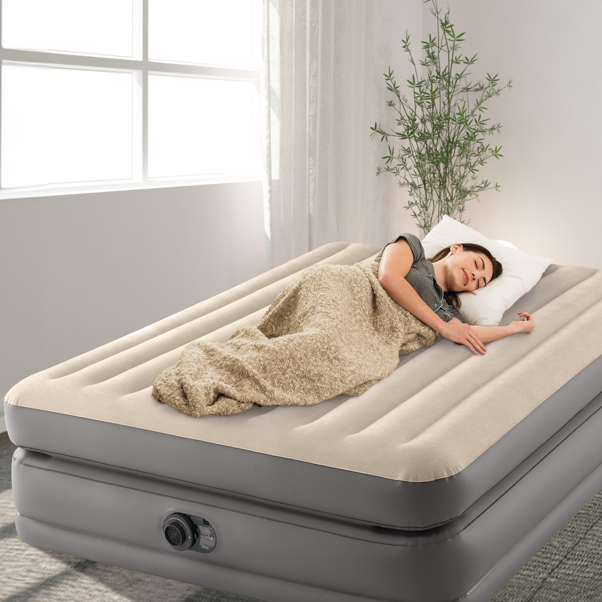 Intex Dura-Beam Plus Queen Prime Comfort Elevated Air Mattress 5