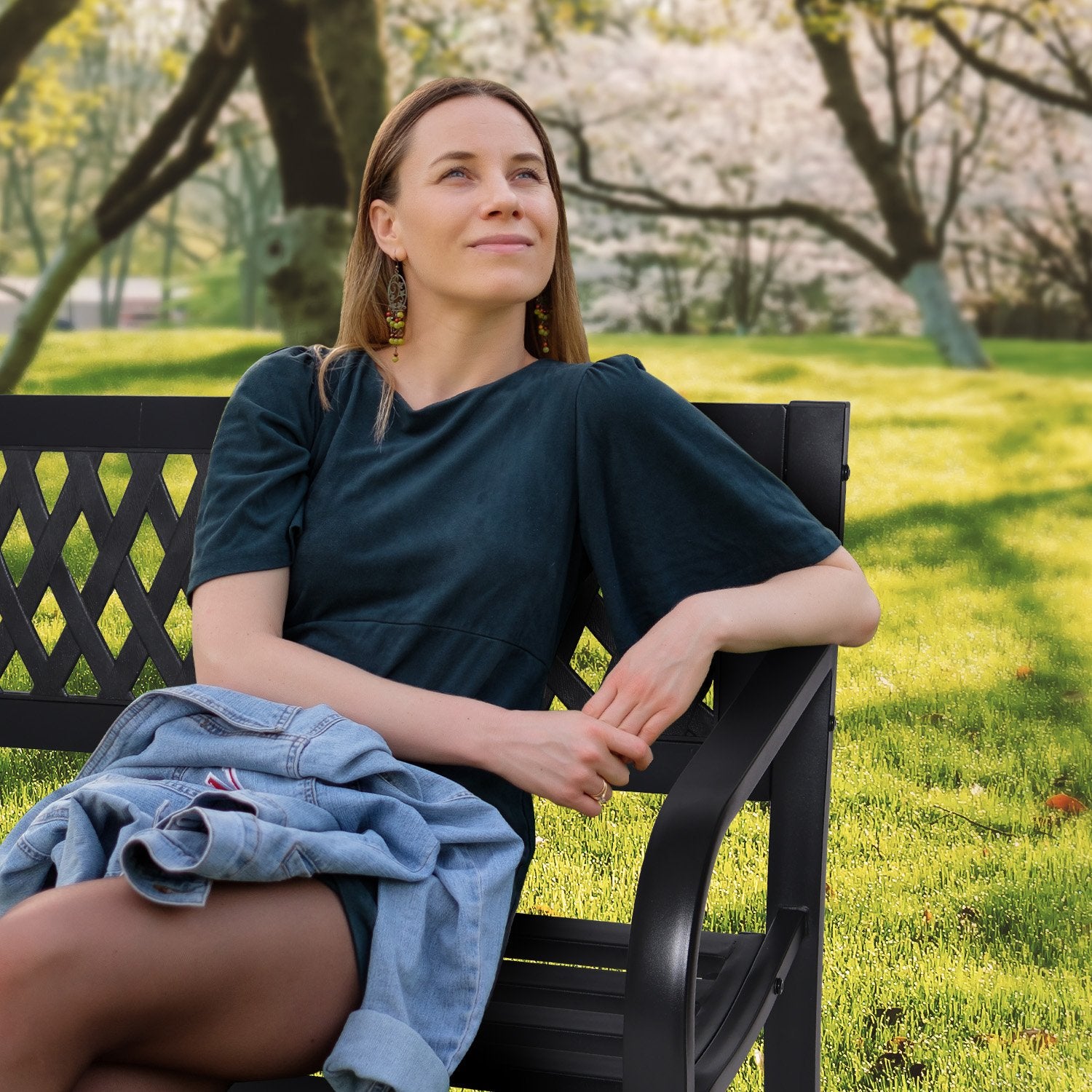 Wallaroo Steel Outdoor Garden Bench - Lattice 8