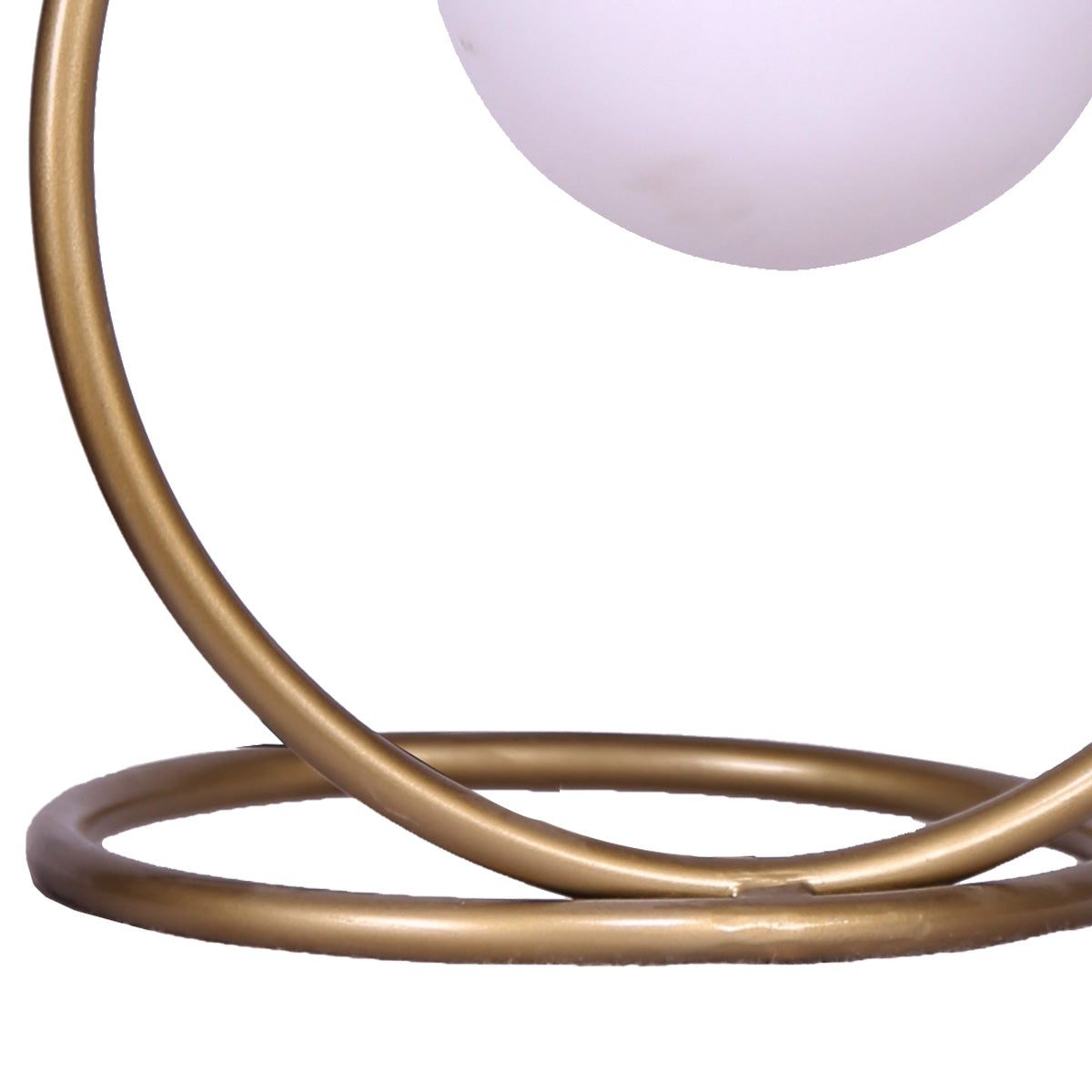 Sarantino Gold Metal Table Lamp 4