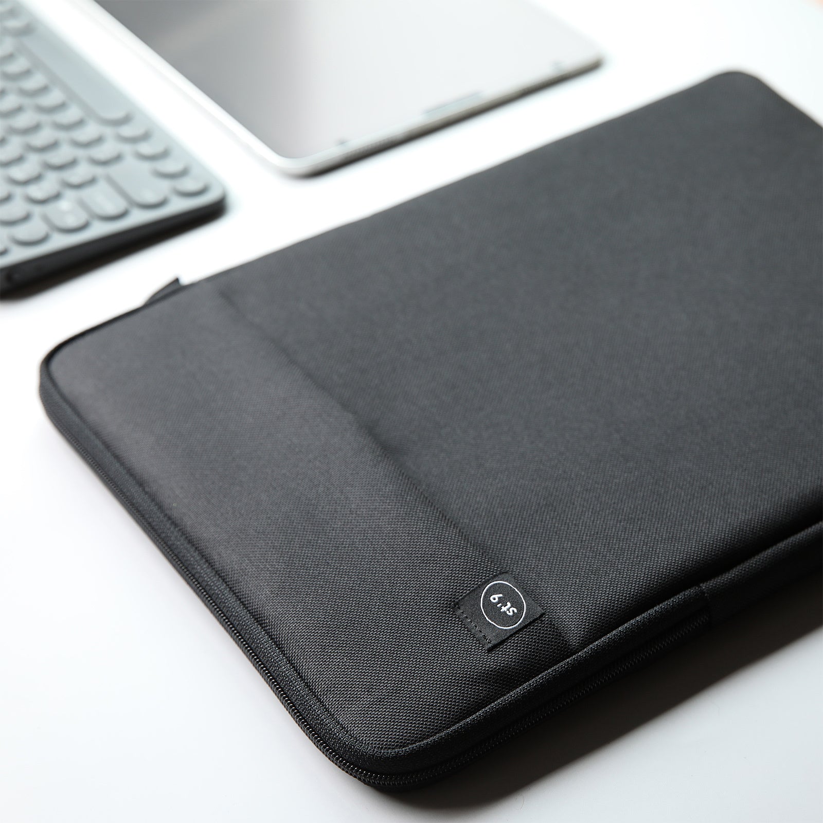 13 inch Laptop Sleeve Padded Travel Carry Case Bag M size LUKE BLACK 3