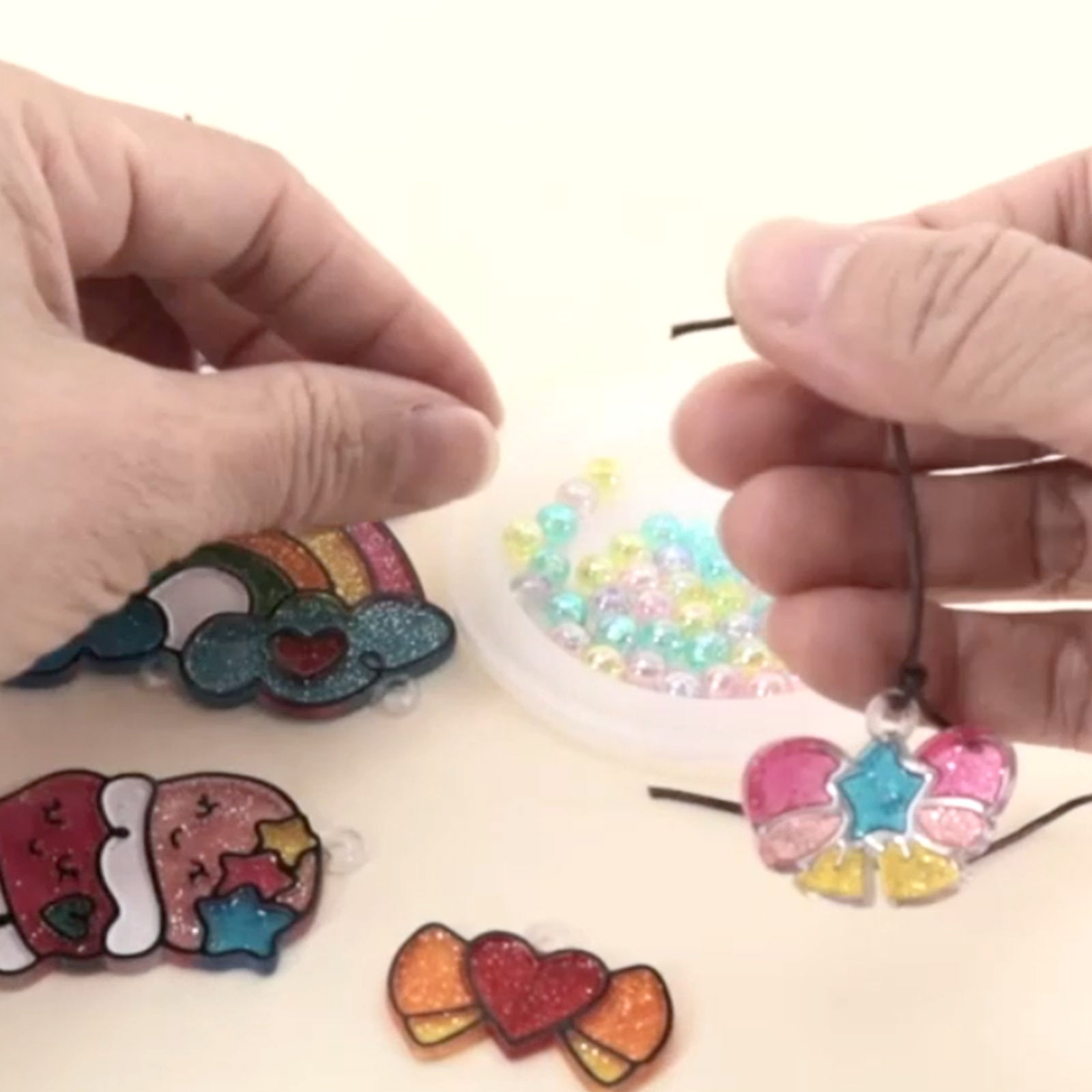 Sparkly Ornament Suncatcher - DIY for Kids Art Craft Colouring PaintingSet 5