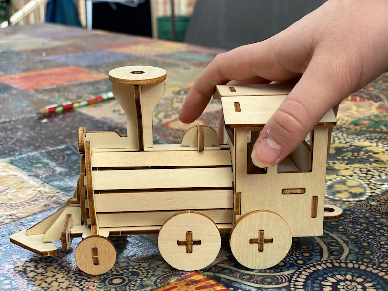 Build and Paint your own locomotive train Kids wood model toy train-plywood DIY kit 3