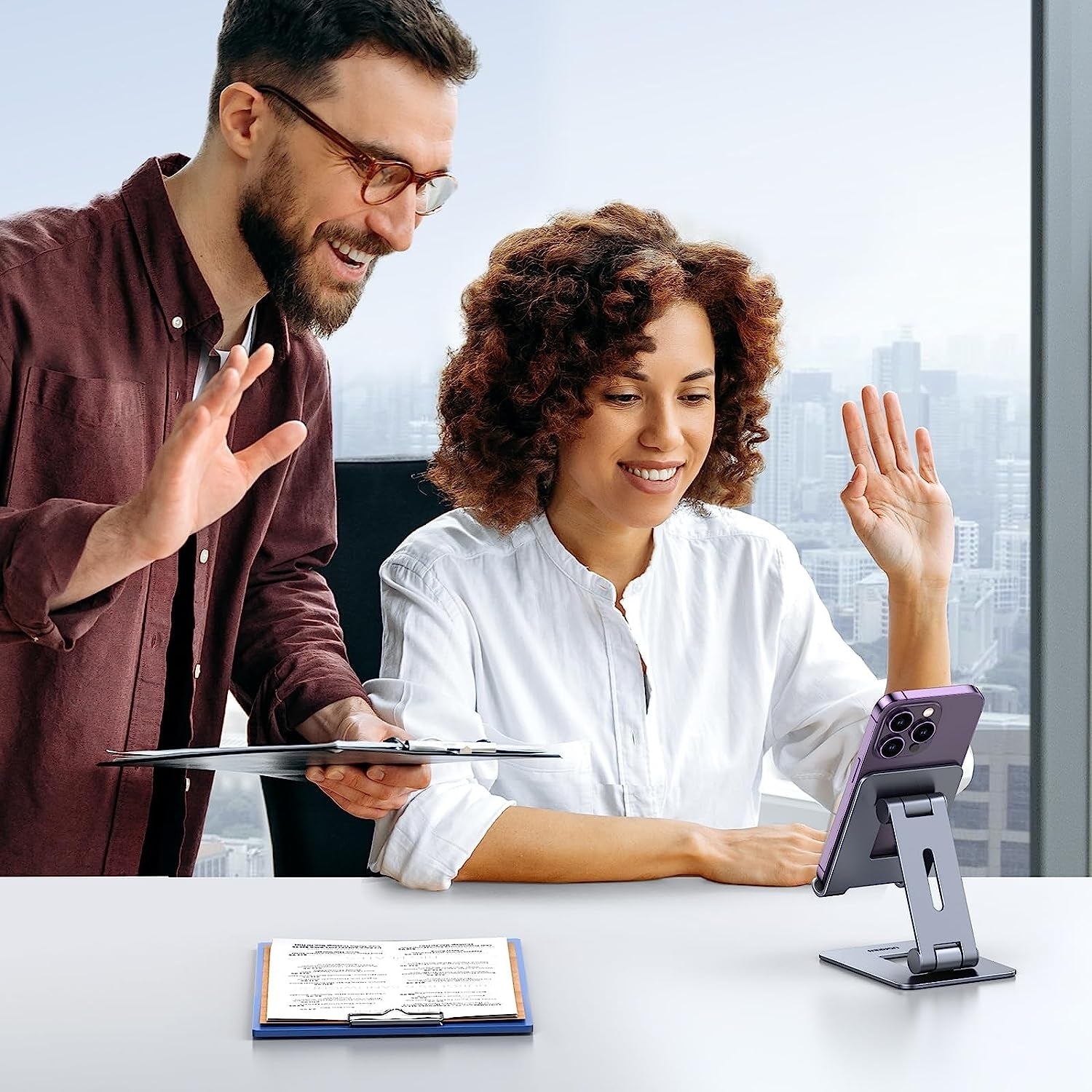 UGREEN 15608 Desktop Phone Stand 5