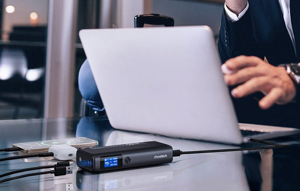 CHOETECH B702 20000mAh PD130W USB-A + USB-C x 2, 3-Port & TFT Display Power Bank 7
