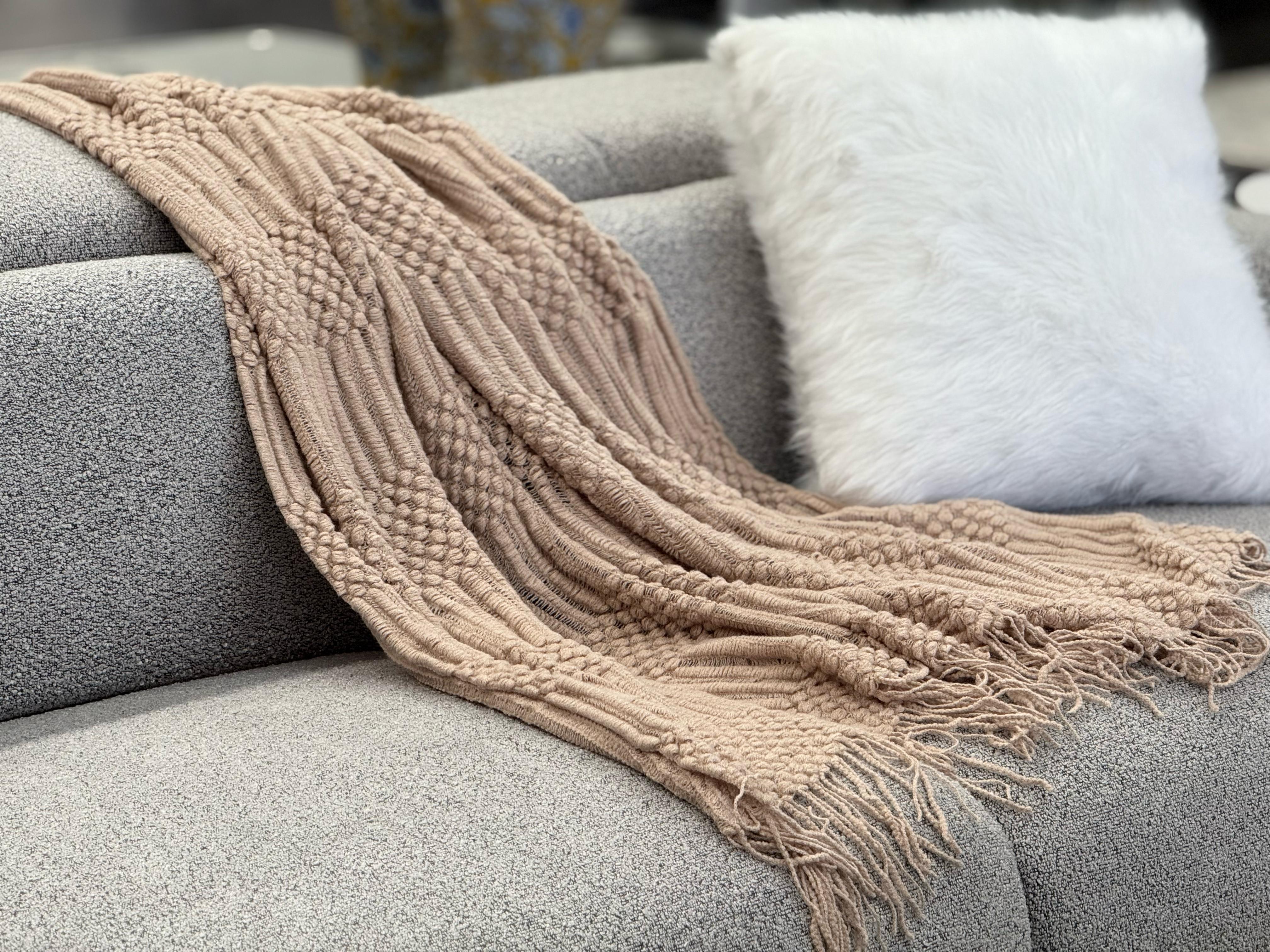 Tessa Throw Rug Blanket - Brown