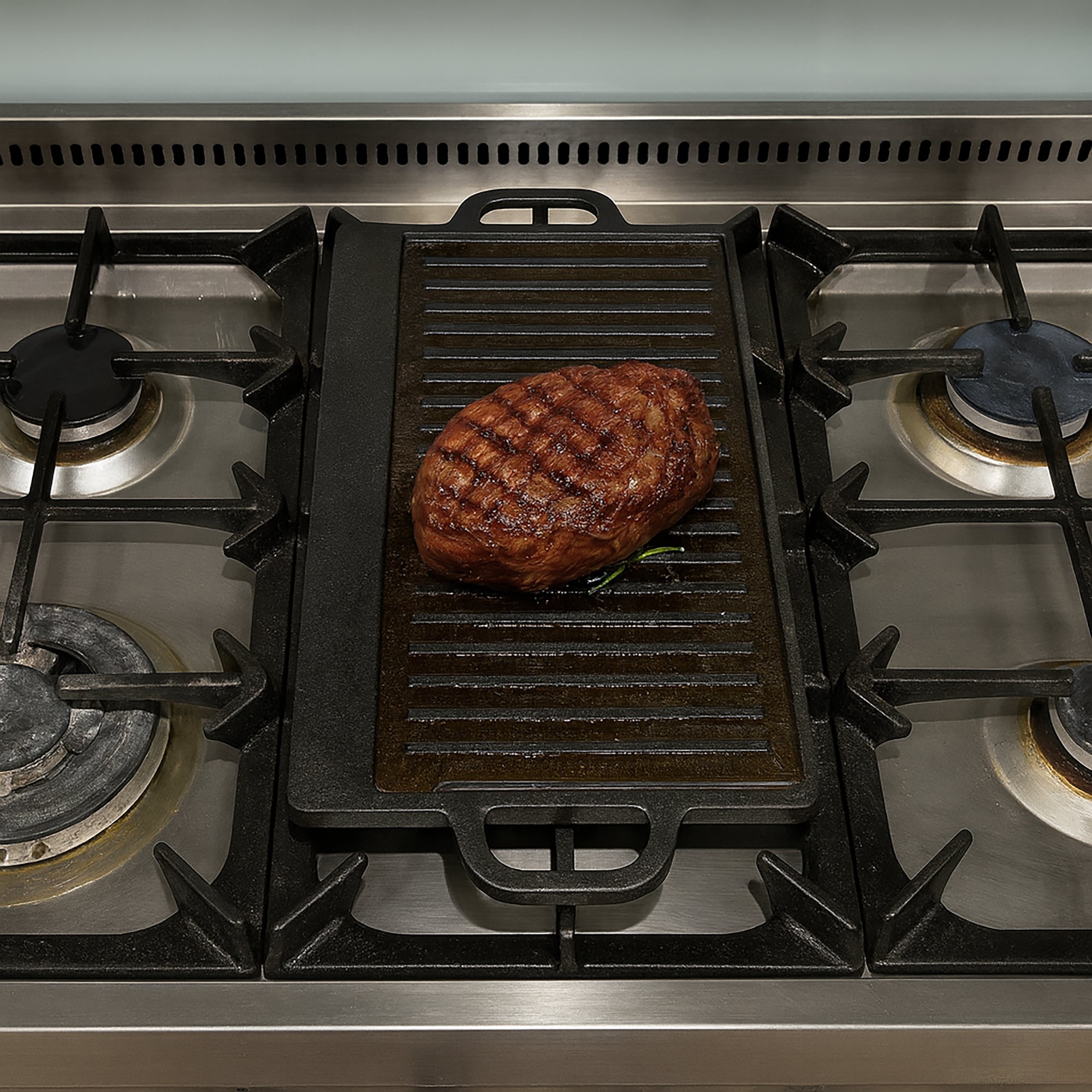50 cm Reversible Cast Iron Grill & Griddle -Dual-Sided (Flat & Ribbed), Pre-Seasoned, Handles, for Stove-Top & Outdoor Use 4