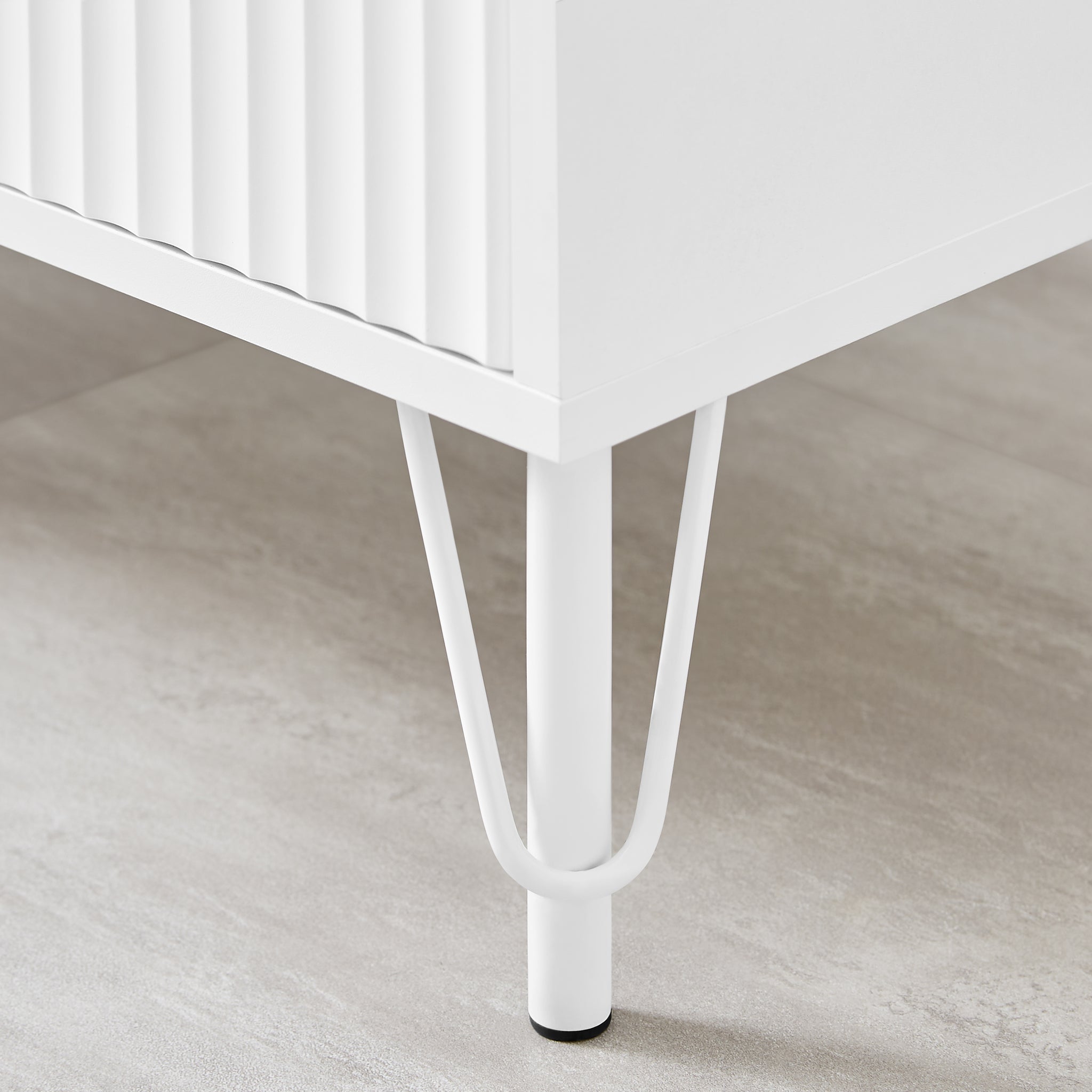 Lisa Wavy Fluted Bedside Table in White 4