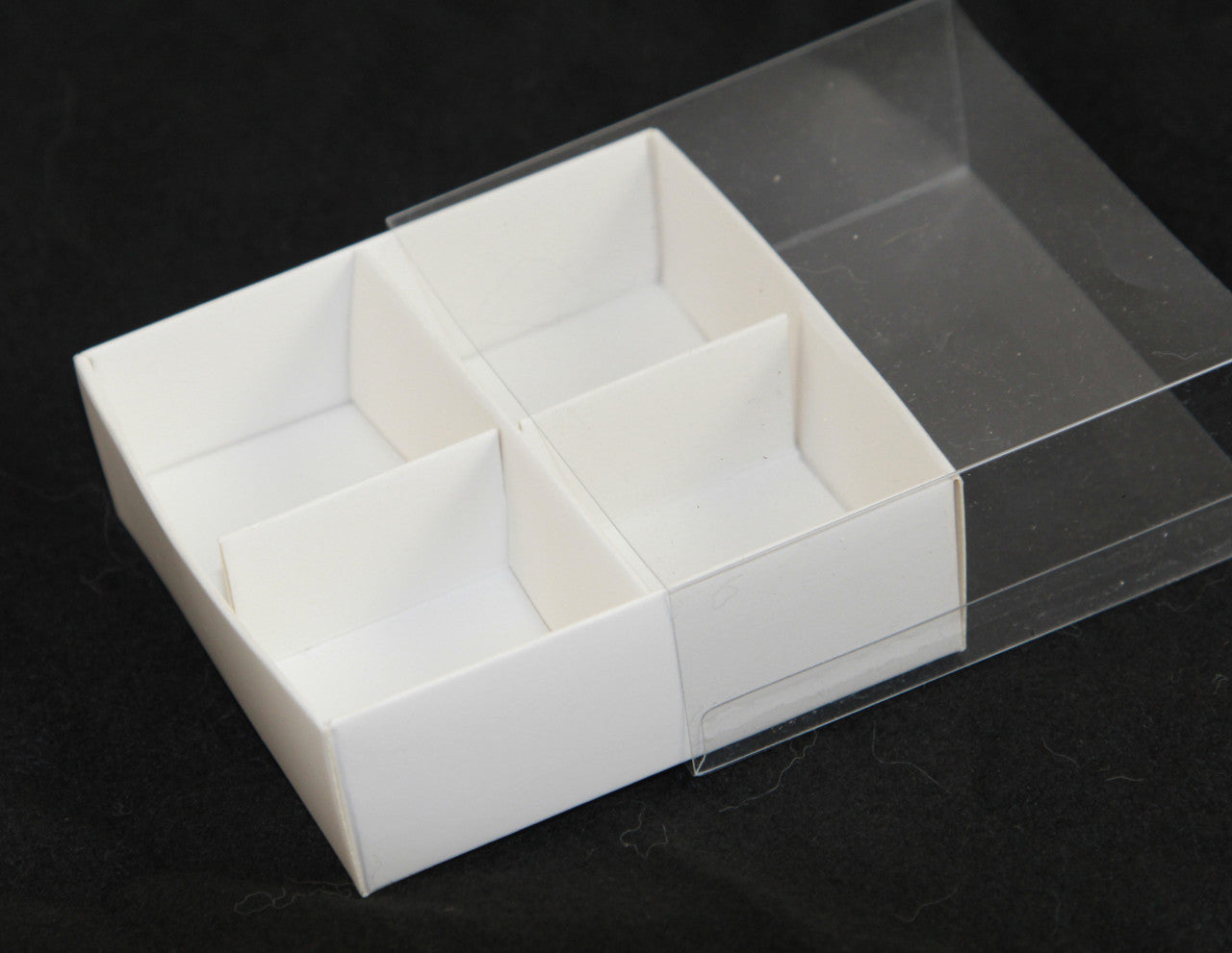 100 Pack of White Card Chocolate Sweet Soap Product Reatail Gift Box - 4 Bay Compartments - Clear Slide On Lid - 8x8x3cm 3