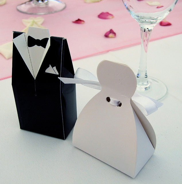 10 Pack of 5 Bride Gown and 5 Groom Tux Wedding Bridal Bomboniere Favor Candy Choc Almond Box - NW 3