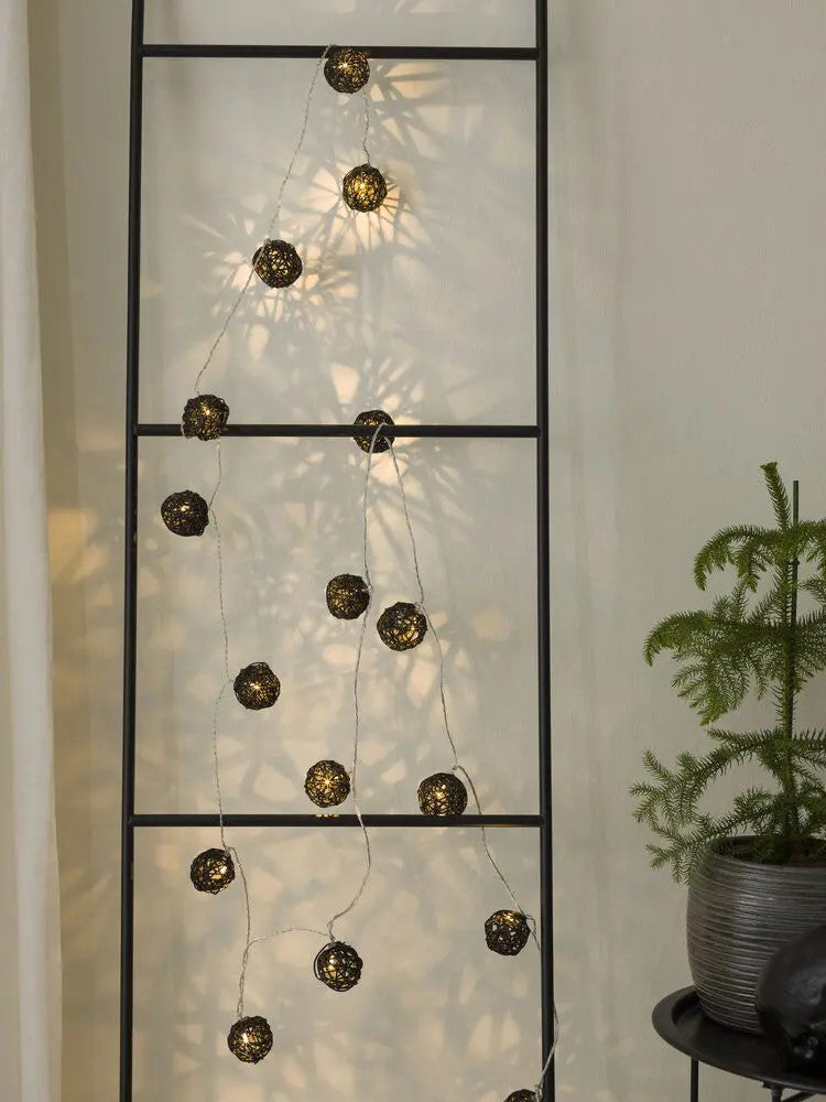 1 Set of Black 5cm Rattan Cane 20 Ball Battery Powered 3m String Lights Christmas Gift Home Wedding Party Bedroom Decoration Table Centrepiece 7