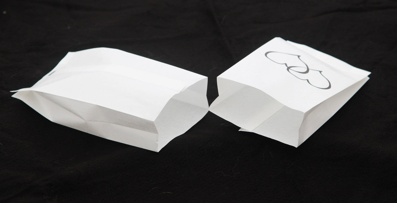 100 Pack Wedding Cake Bags Greaseproof Wax Paper Slice Take Home Favour Large Heart 3