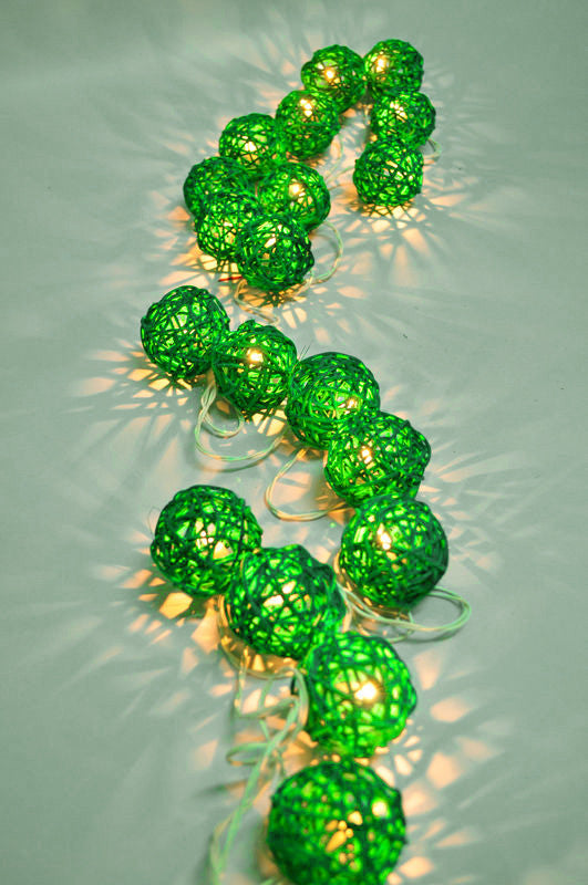 1 Set of Green 5cm Rattan Cane 20 Ball Battery Powered 3m String Lights Christmas Gift Home Wedding Party Bedroom Decoration Table Centrepiece 6