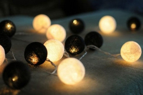 1 Set of 20 LED Black White 5cm Cotton Ball Battery Powered String Lights Xmas Gift Home Wedding Party Bedroom Decoration Outdoor Indoor Table Centrepiece 6