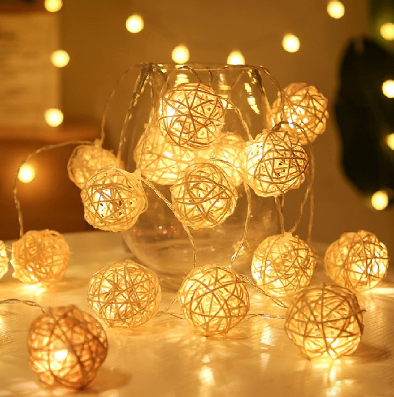 1 Set of Yellow 5cm Rattan Cane 50 Ball Battery Power LONG 5m String Lights Christmas Gift Home Wedding Party Bedroom Decoration Table Centrepiece 4