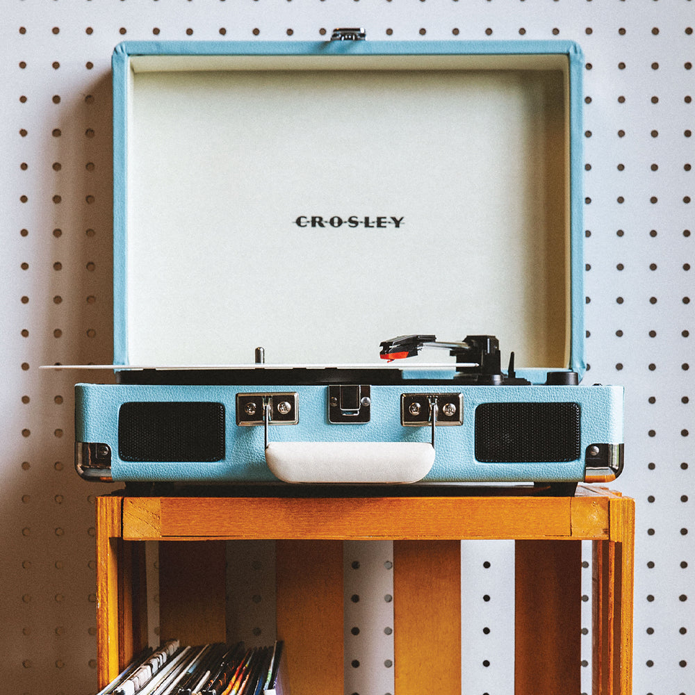 Crosley Cruiser Bluetooth Portable Turntable - Turquoise + Bundled Majority D40X Bluetooth Speakers 4