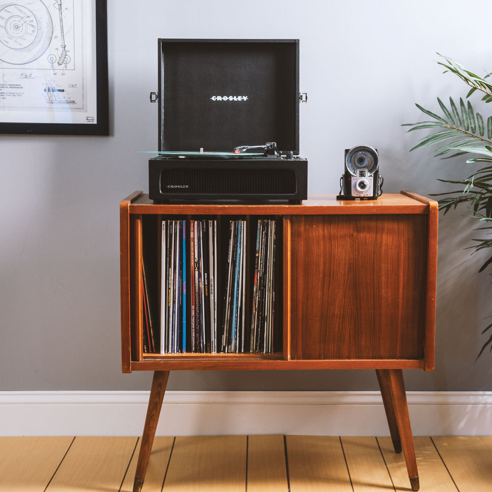 Crosley Voyager Bluetooth Portable Turntable - Black + Bundled Majority D40X Bluetooth Speakers - Black 3
