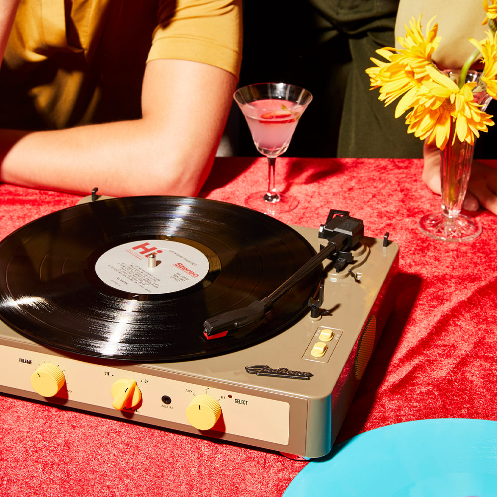 Gadhouse Brad MKII Record Player - Grey + Bundled Record Storage Crate 4