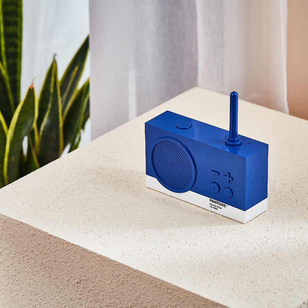 Lexon Thykho 3 Fm Radio & Bluetooth Speaker PANTONE - Classic Blue 4