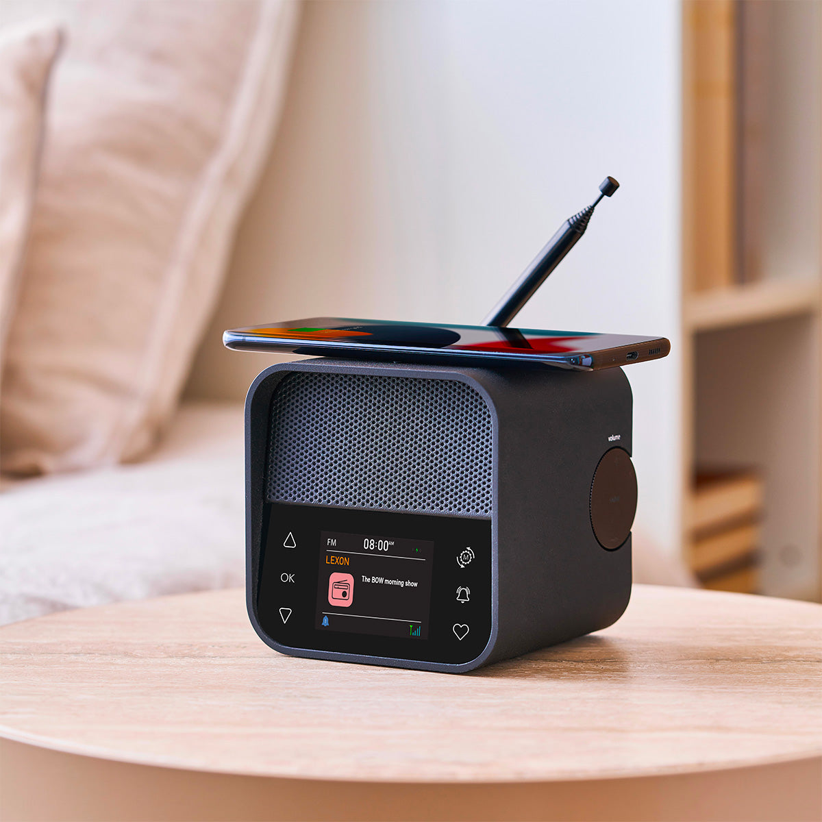 Lexon Oslo Dab & Fm Alarm Clock Radio / Bluetooth Speaker / Wireless Charger - Black 6