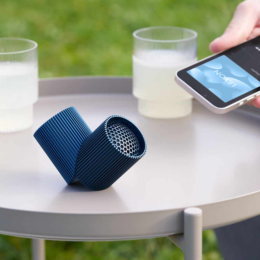 Lexon Ray Set Of Magnetic Bluetooth Speakers - Blue 3