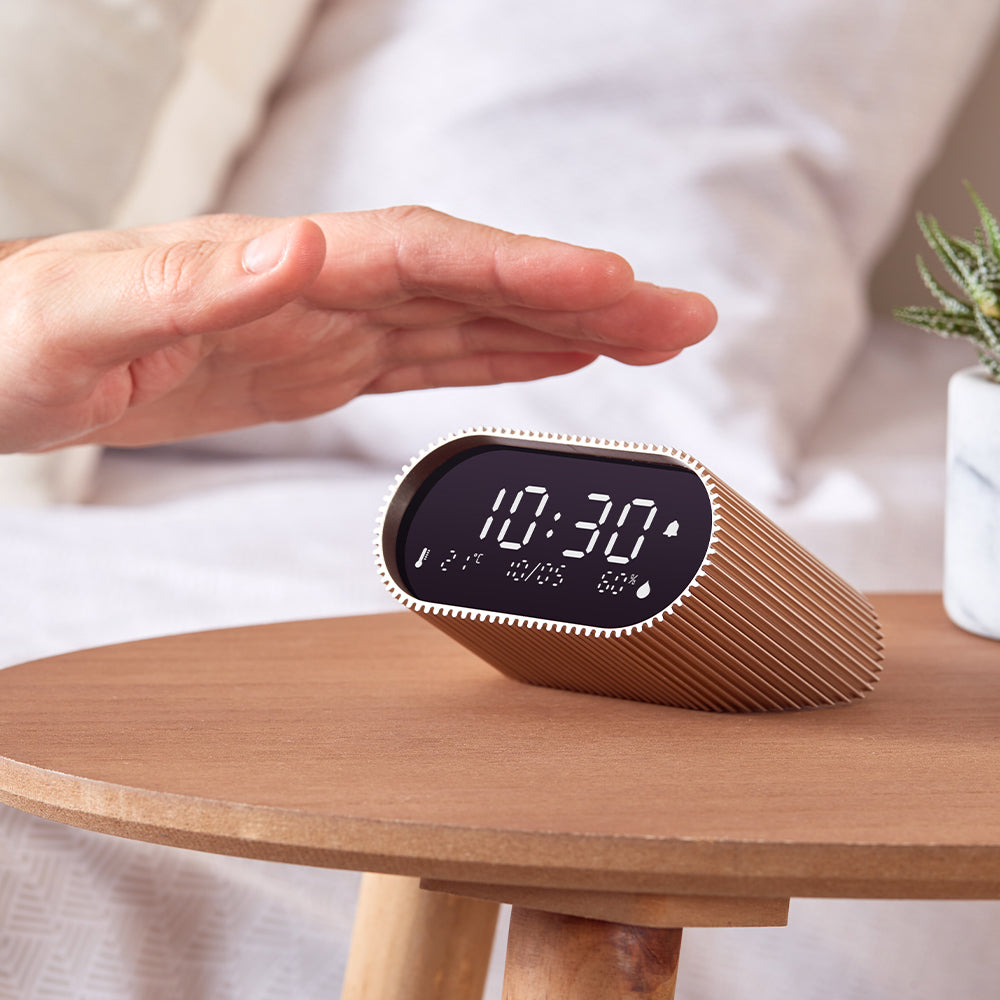 Lexon Ray Clock Lcd Alarm Clock With Temperature / Humidity Display - Gold 4