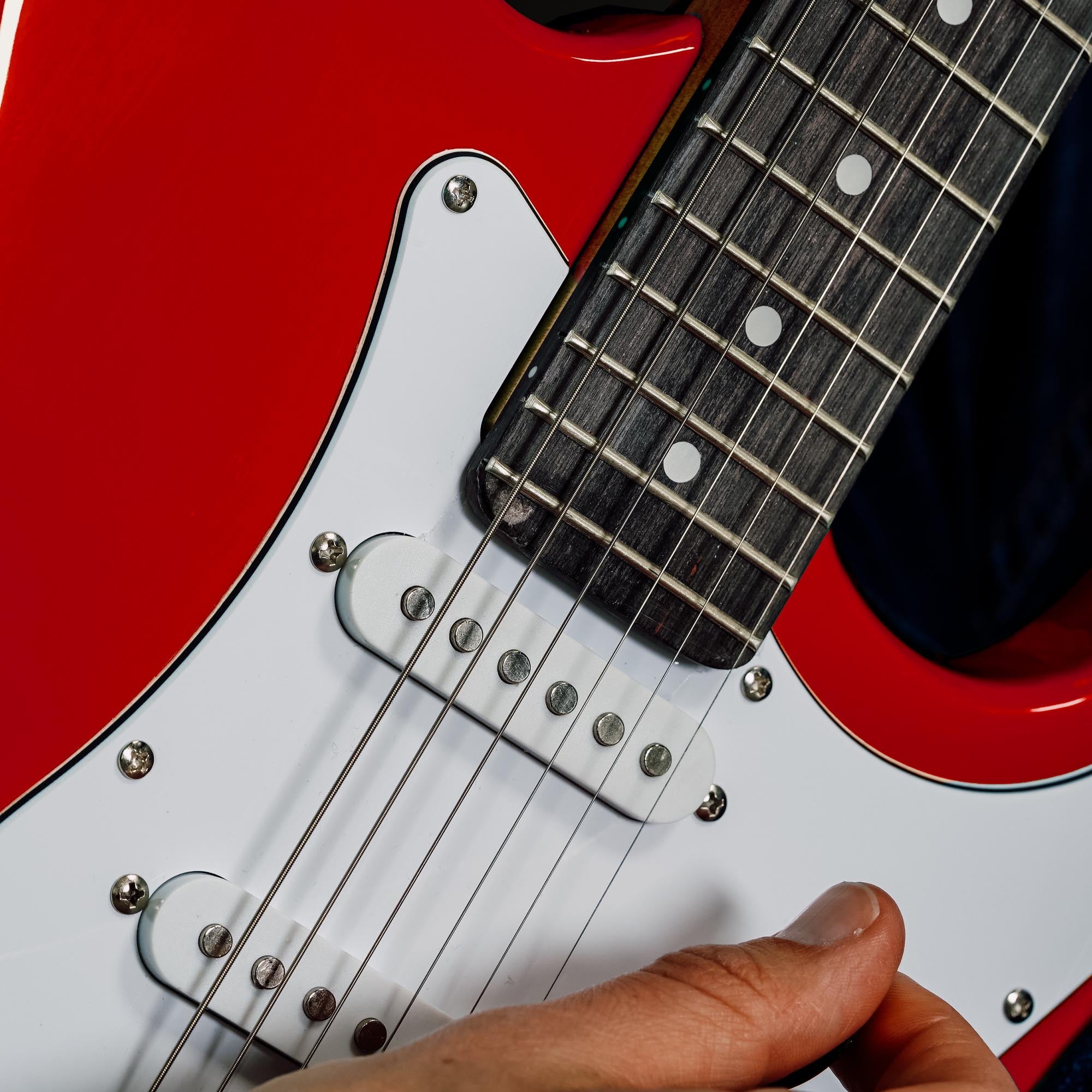 3rd Avenue Electric Guitar Pack - Red 3
